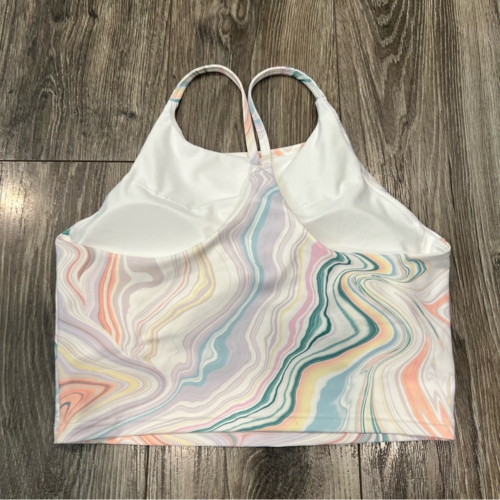 🌸 3/$30 Old Navy Powersoft Swirl Pop Cropped Shelf Bra Tank Top - Picture 3 of 5